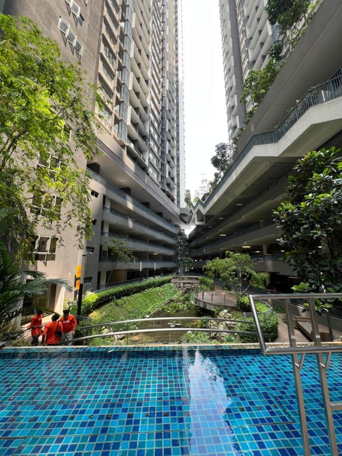 Kama Homestay @Wangsa Maju クアラルンプール エクステリア 写真